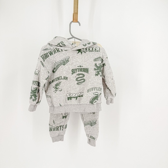 H&M Harry Potter 2 Piece Sweatsuit - Picture 1 of 6